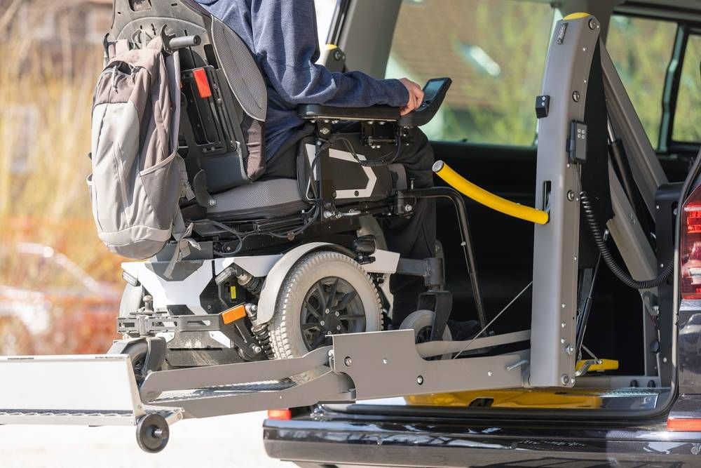 wheelchair lift for car trunk