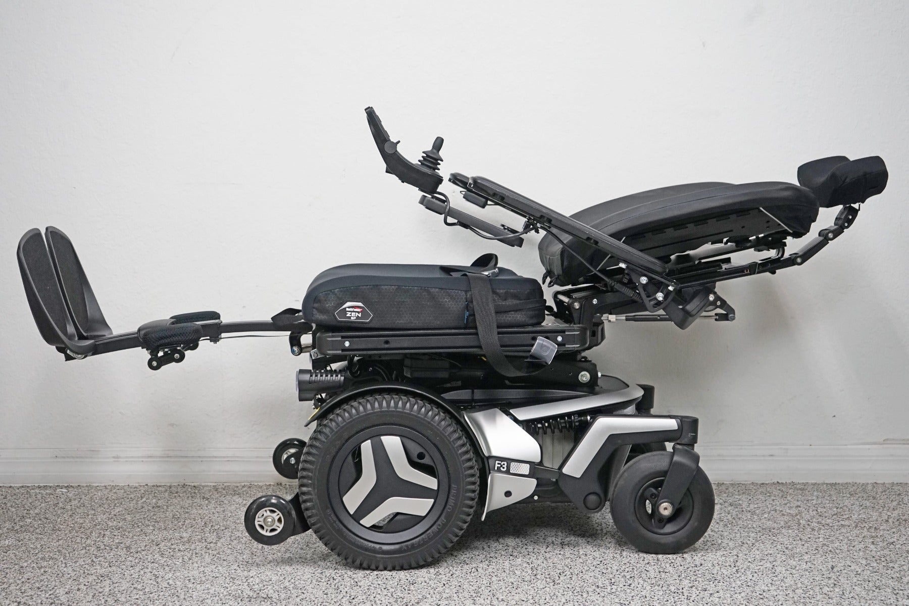Permobil F3 Power Wheelchair 12" Seat Lift, Tilt, Recline, Legs & Anterior Tilt - 6108