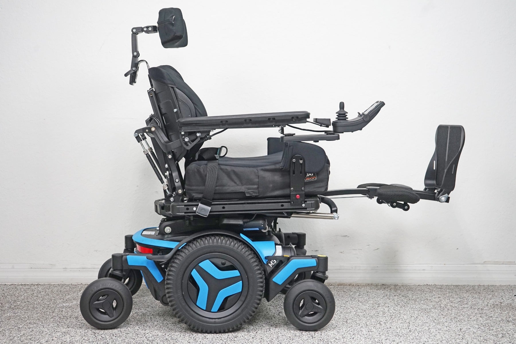 Permobil M3 Power Wheelchair Tilt, Recline & Legs - 6174