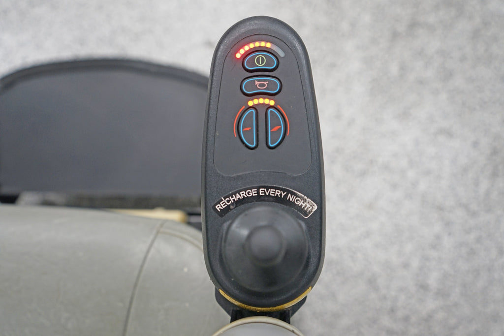 Hoveround Teknique XHD Power Wheelchair - 8149