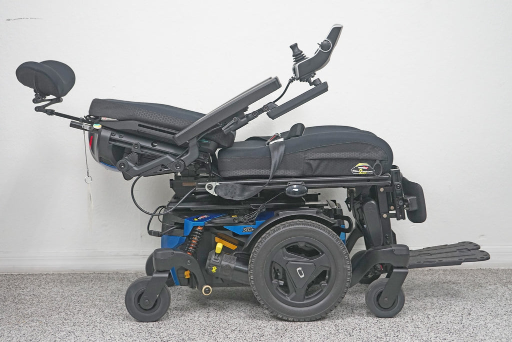 Quantum Edge 3 Stretto Power Wheelchair Tilt, Recline & Legs - 8495