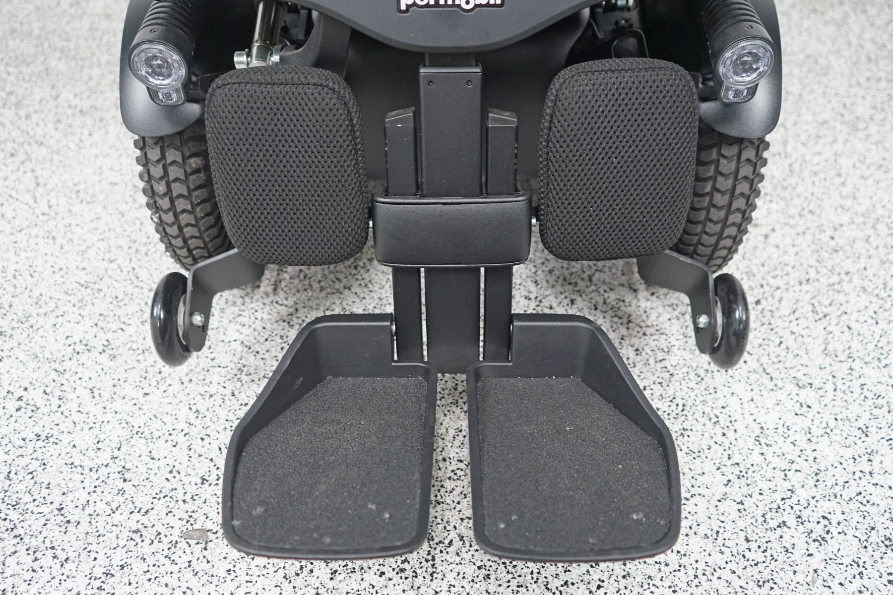 Permobil F3 Power Wheelchair 12" Seat Lift, Tilt, Recline & Legs - 8399