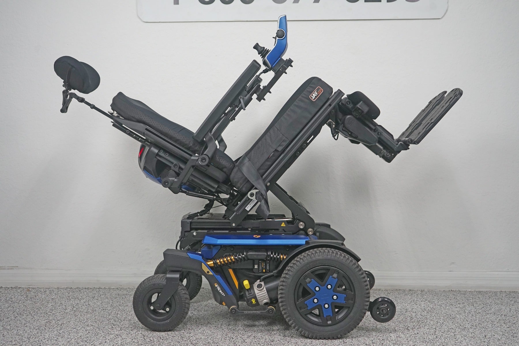 Quantum 4Front 2 Power Wheelchair Seat Lift, Tilt, Recline & Legs - 8519