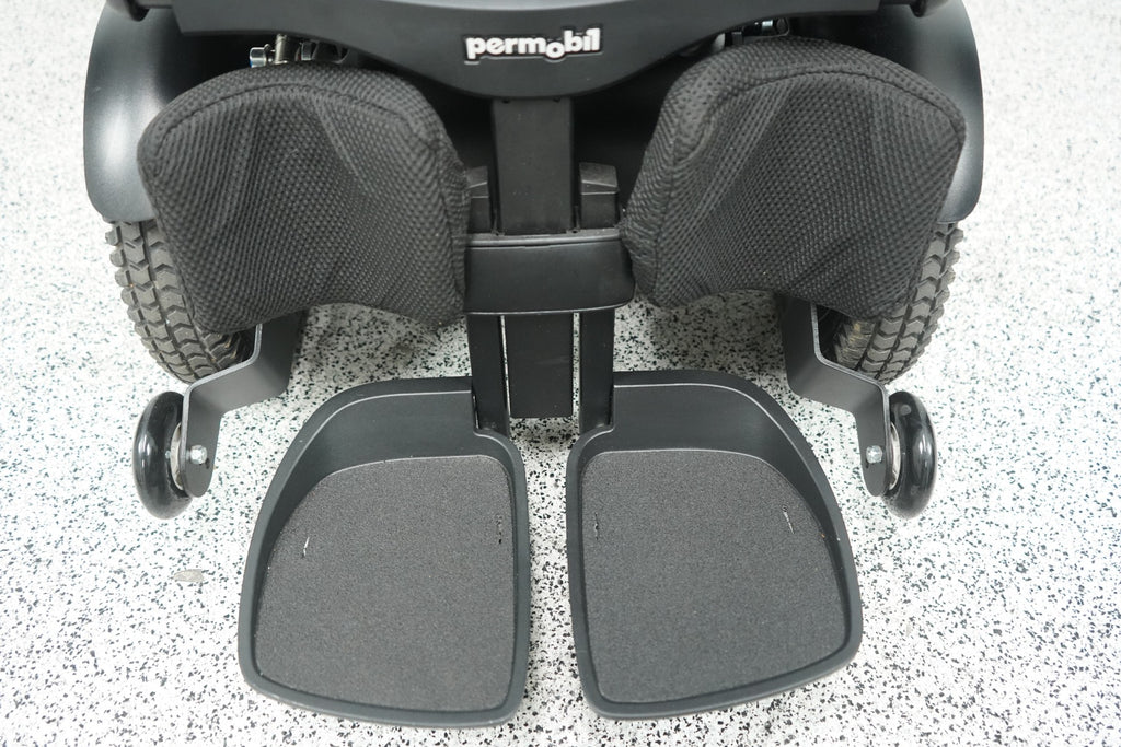 Permobil F3 Power Wheelchair 12" Seat Lift, Tilt, Recline, Legs & Anterior Tilt - 8703