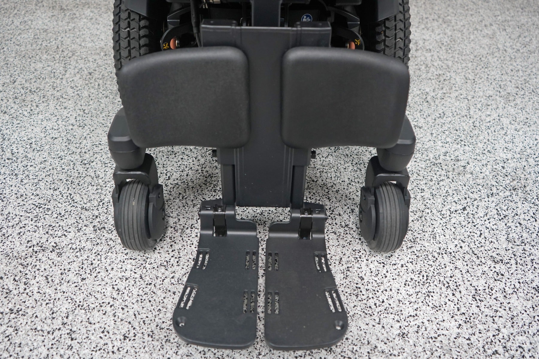 Quantum Edge 3 Stretto Power Wheelchair 12" iLevel Seat Lift, Tilt, Recline & Legs - 8713