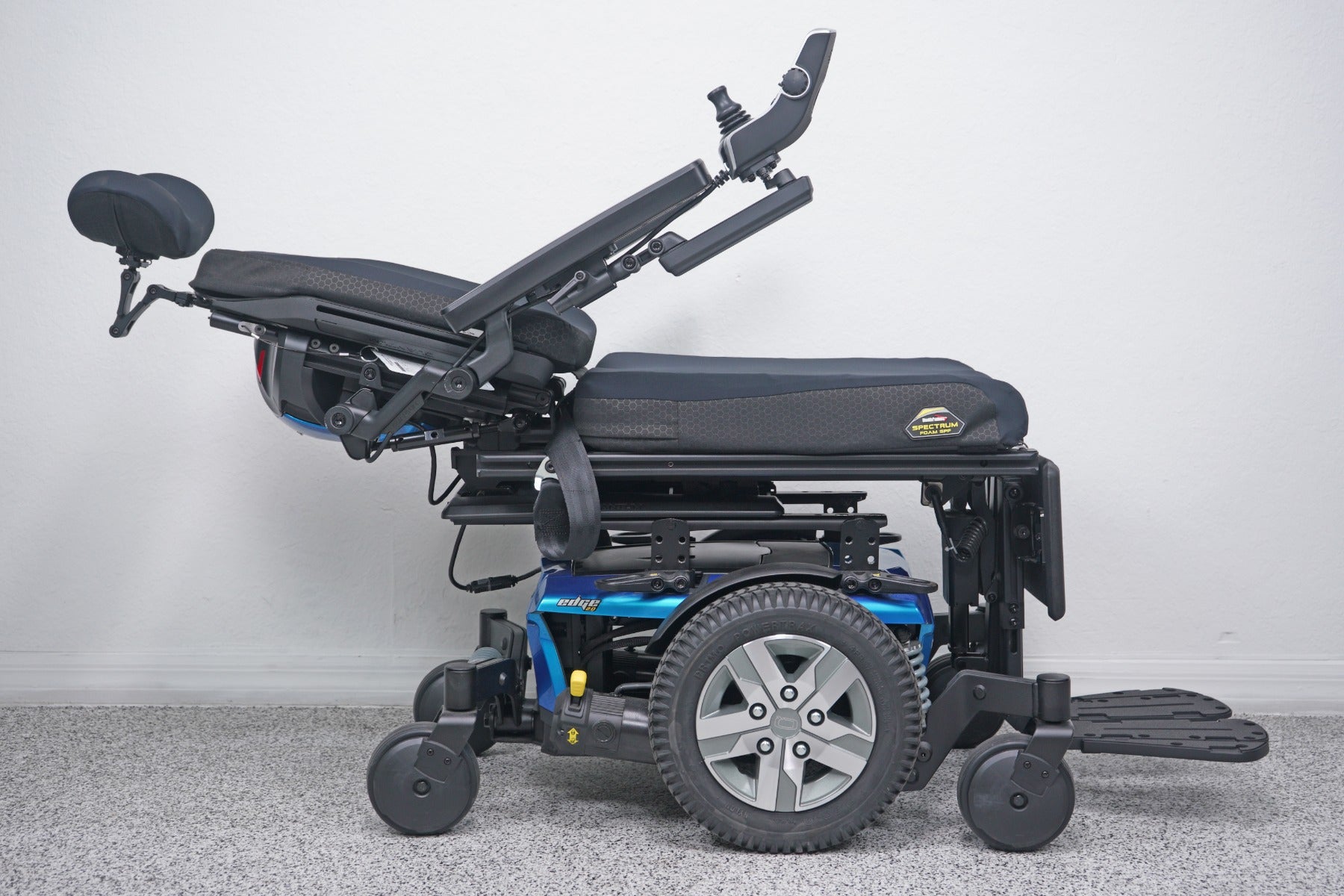 Quantum Q6 Edge 2.0 Power Wheelchair Tilt, Recline & Legs - 8705