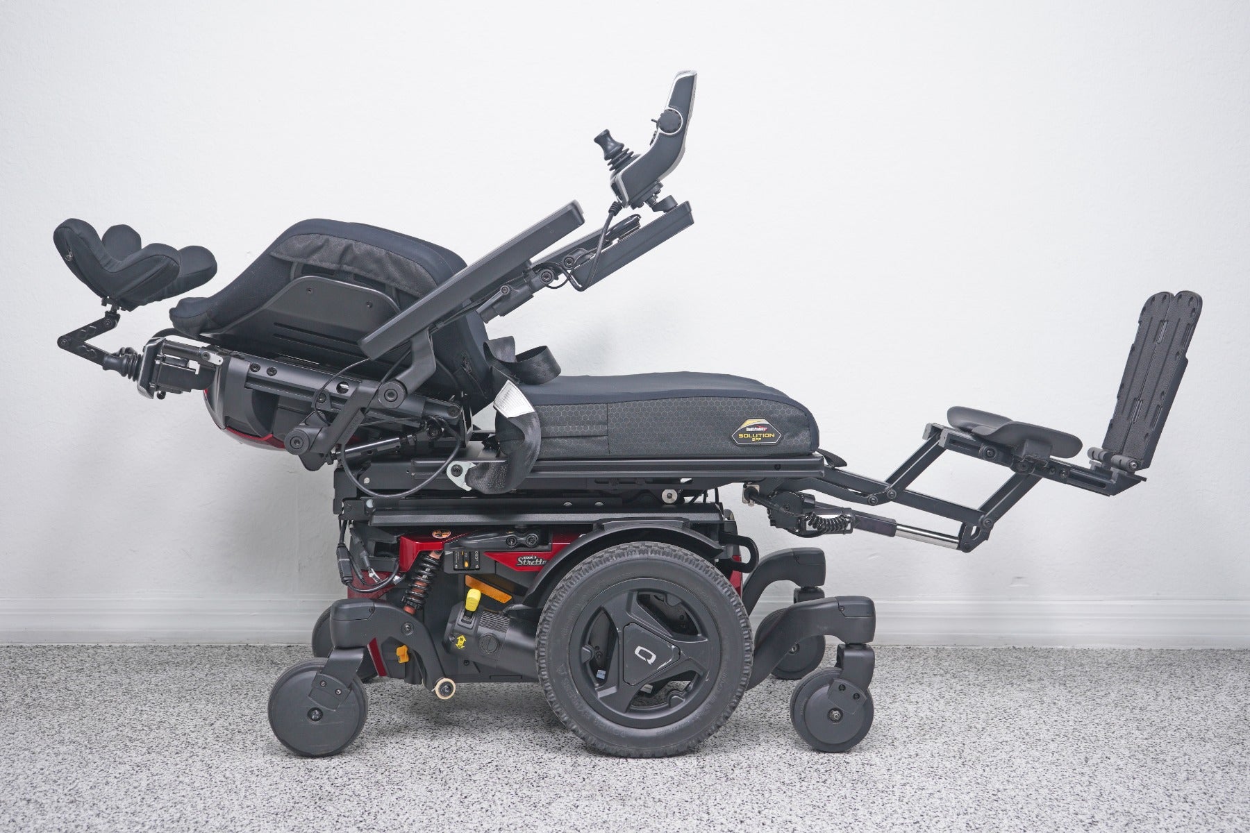 Quantum Edge 3 Stretto Power Wheelchair 12" iLevel Seat Lift, Tilt, Recline & Legs - 8811