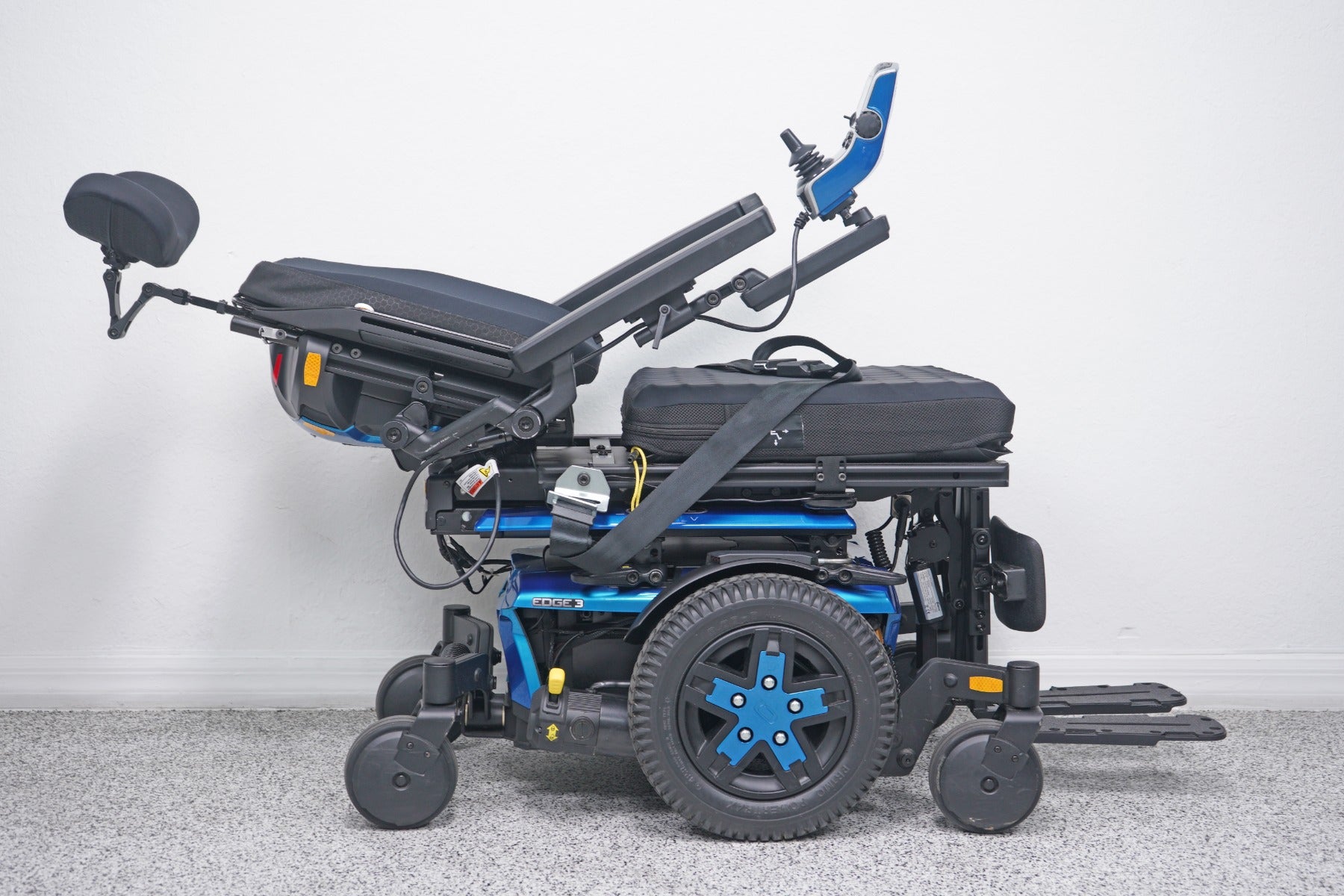 Quantum Edge 3 Power Wheelchair 12" iLevel Seat Lift, Tilt, Recline & Legs - 8761