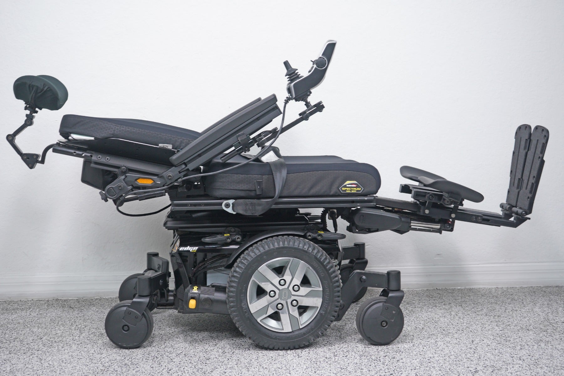 Quantum Q6 Edge 2.0 Power Wheelchair Tilt, Recline & Legs - 8730