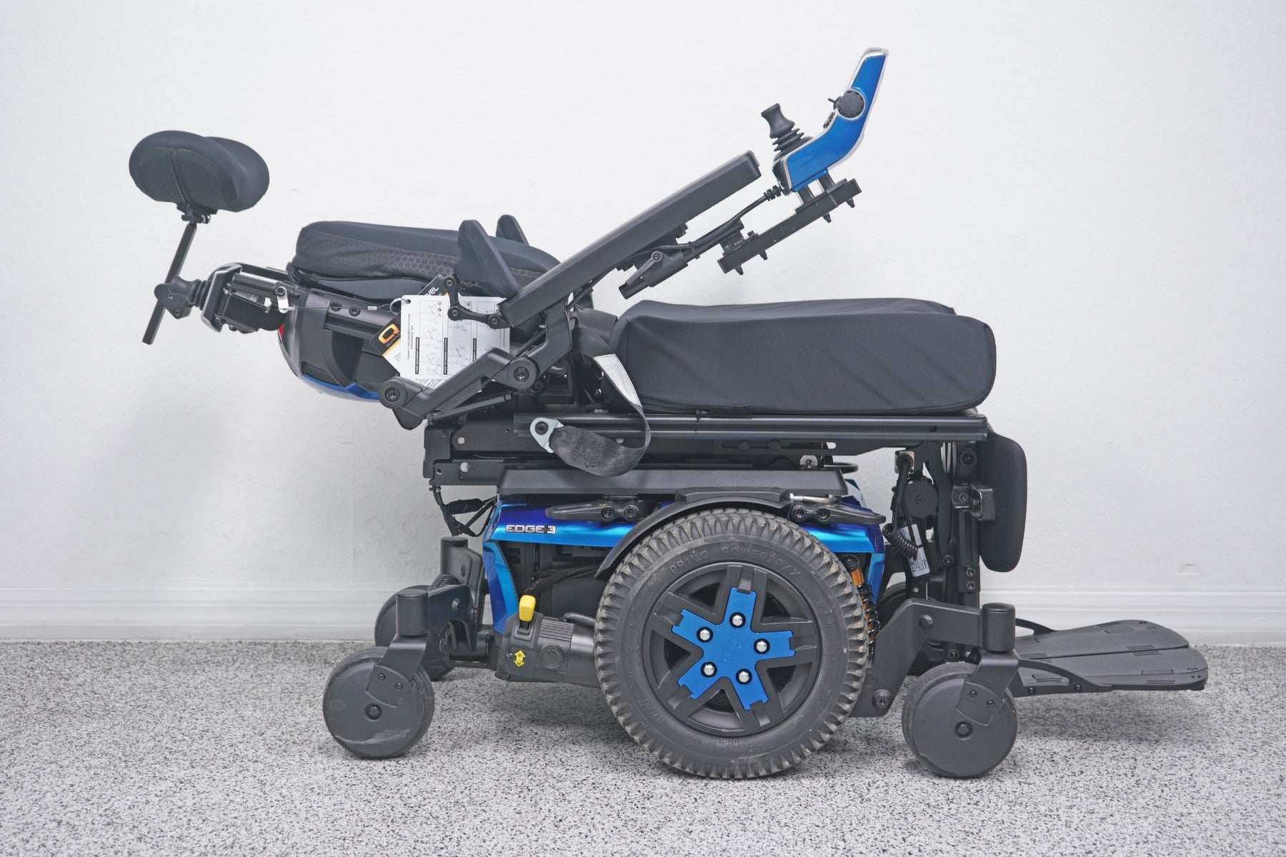 Quantum Edge 3 Power Wheelchair 12" iLevel Seat Lift, Tilt, Recline & Legs - 8871