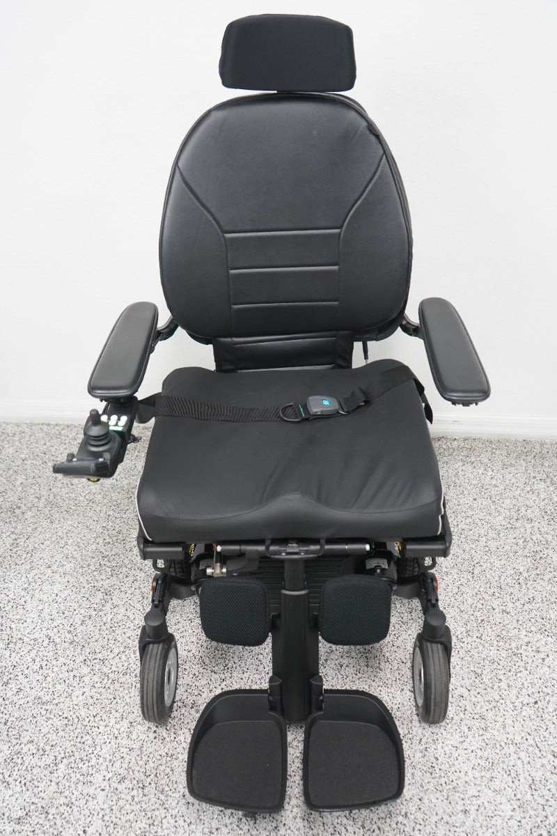 Permobil M300 HD Power Wheelchair Seat Lift, Tilt & Legs - 8870