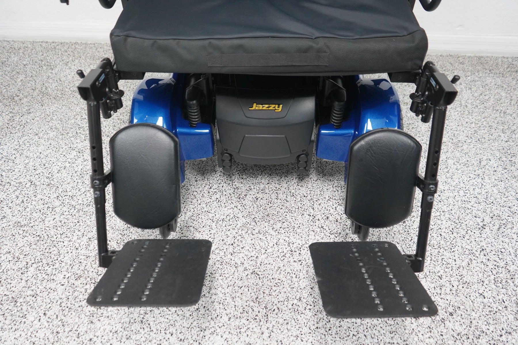 Jazzy 1450 Heavy Duty Power Wheelchair with Tilt - 8886