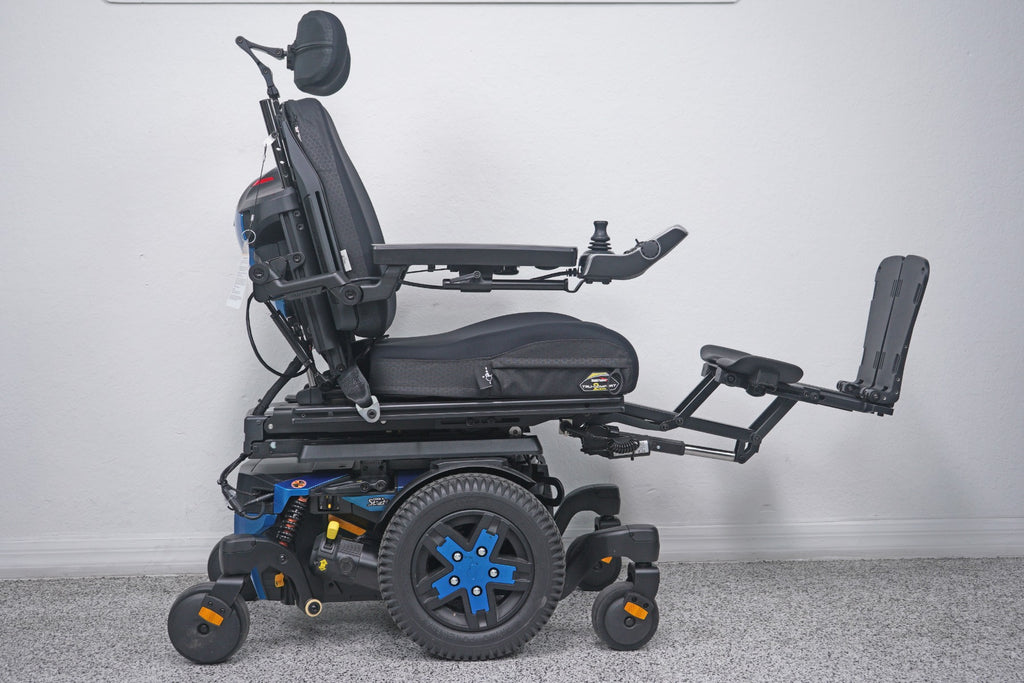Quantum Edge 3 Stretto Power Wheelchair 12" iLevel Seat Lift, Tilt, Recline & Legs - 8984