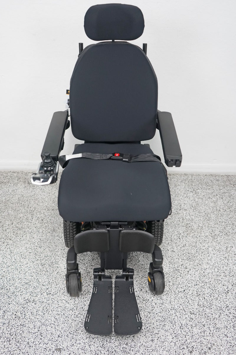 Quantum Edge 3 Stretto Power Wheelchair 12" iLevel Seat Lift, Tilt, Recline & Legs - 8984