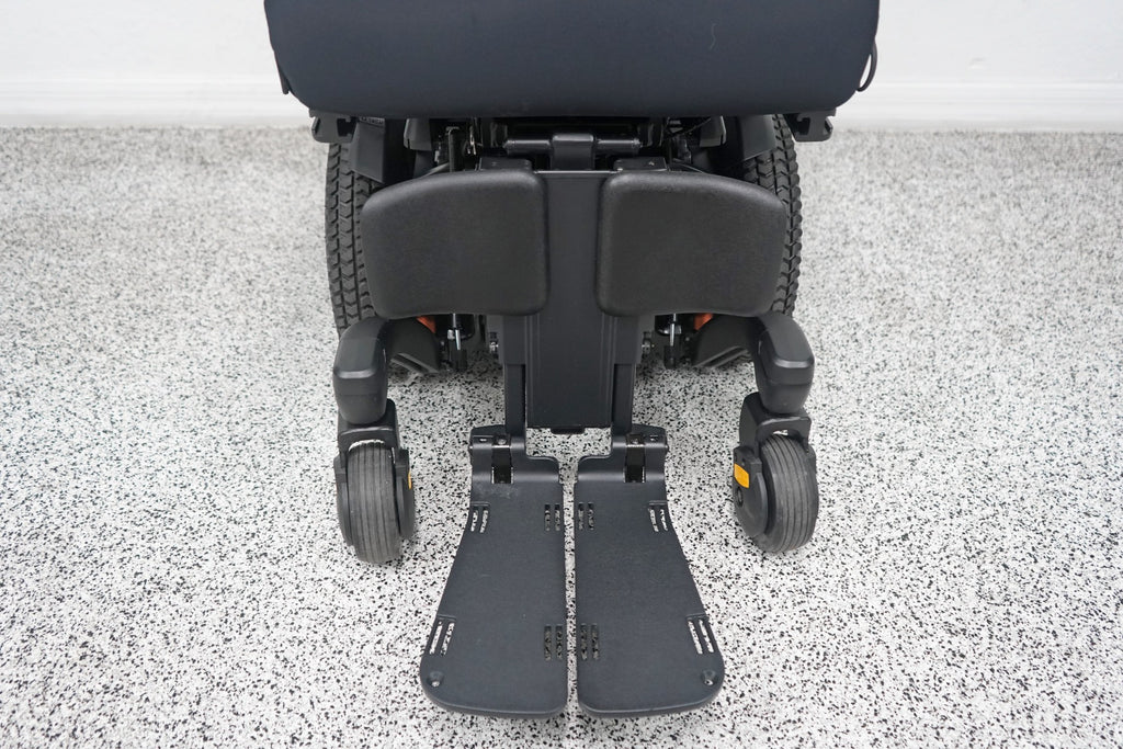 Quantum Edge 3 Stretto Power Wheelchair 12" iLevel Seat Lift, Tilt, Recline & Legs - 8984