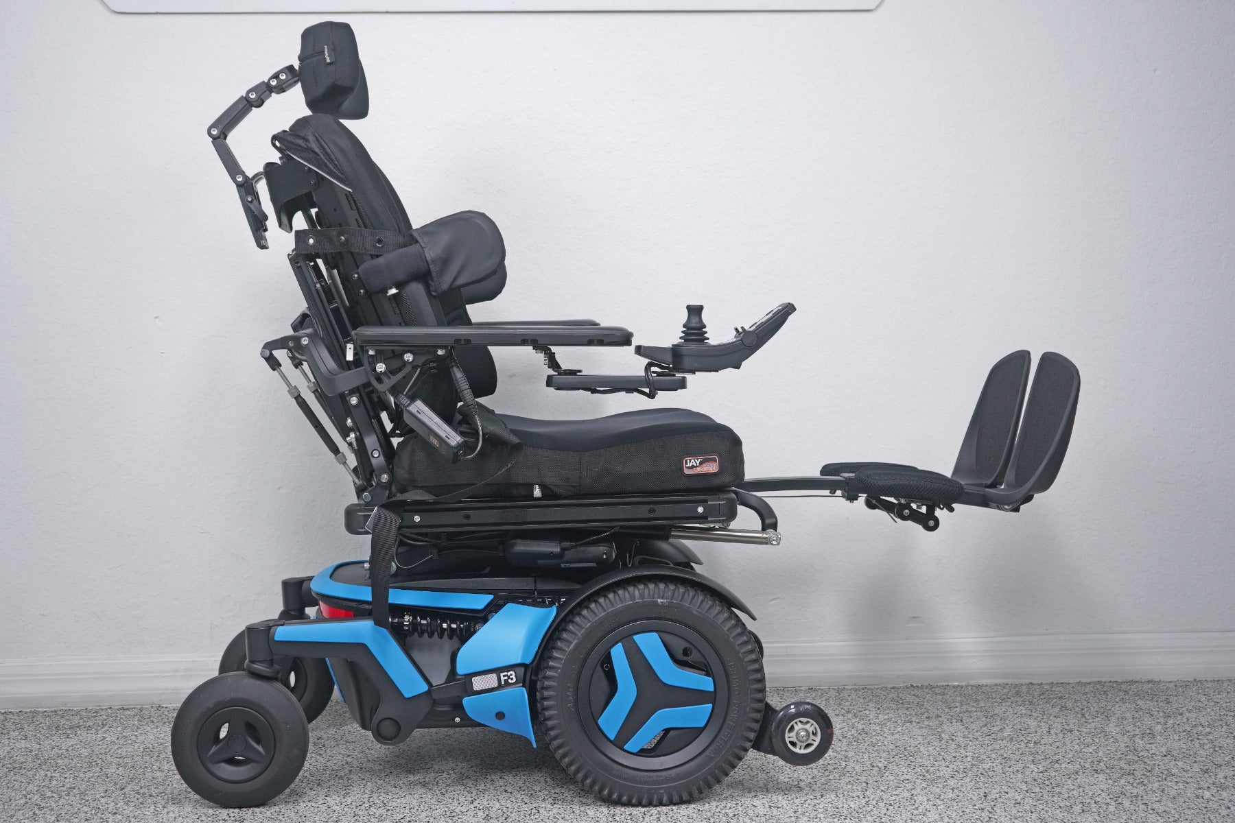Permobil F3 Power Wheelchair 12" Seat Lift, Tilt, Recline, Legs & Anterior Tilt - 8947