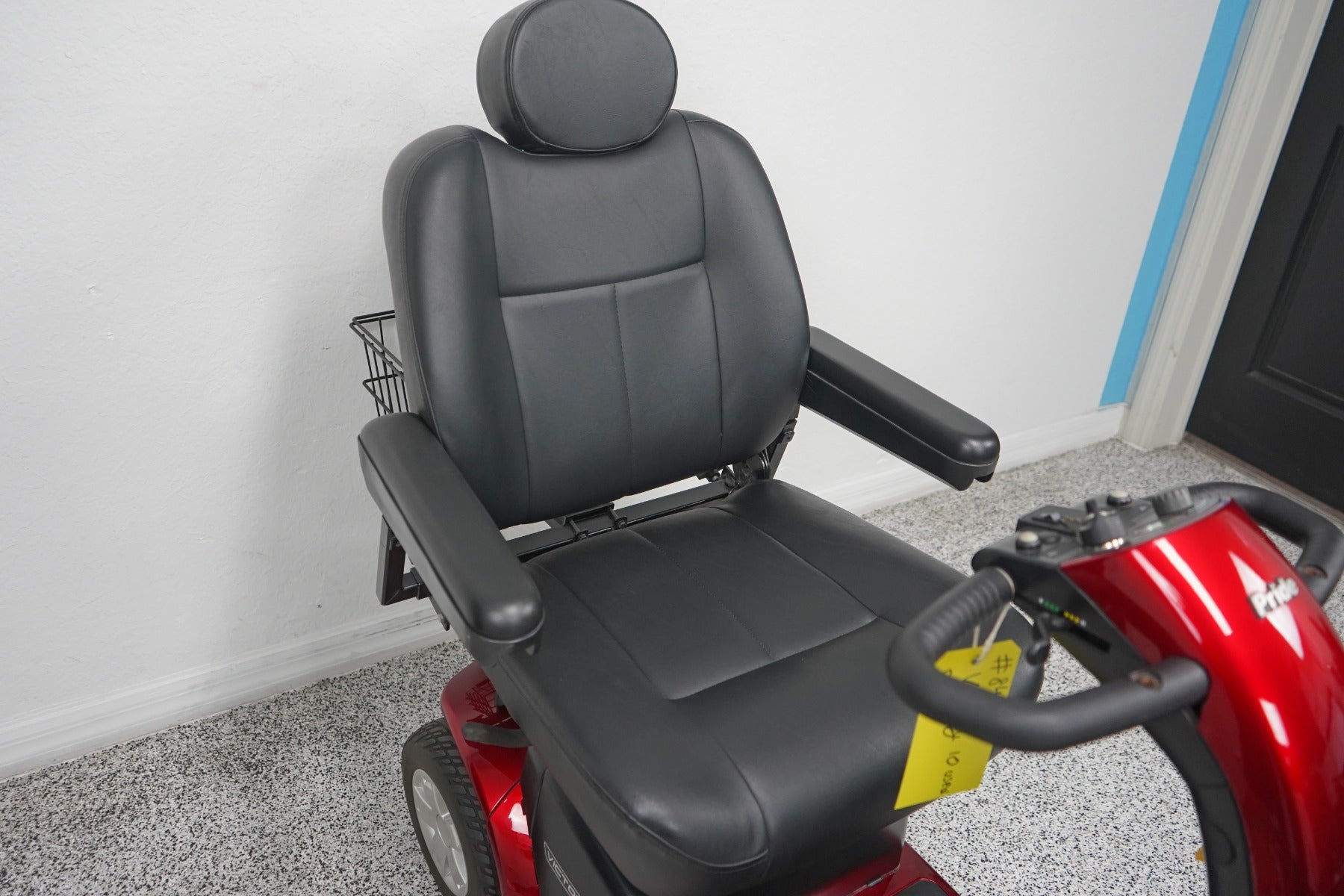 Pride Victory 10 - 4 Wheel Mobility Scooter - 8479