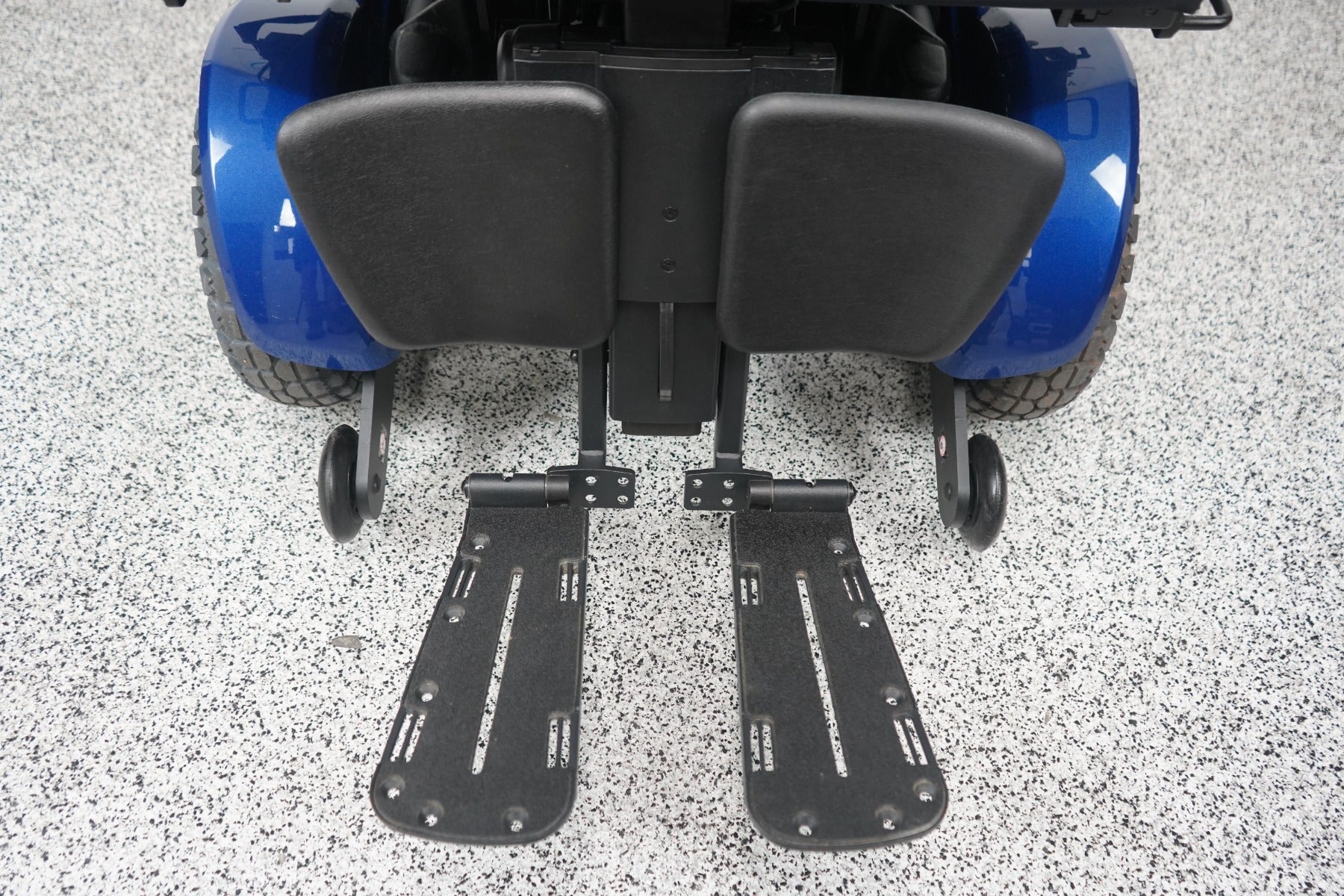 Jazzy 1450 Heavy Duty Power Wheelchair Tilt & Legs - 8942