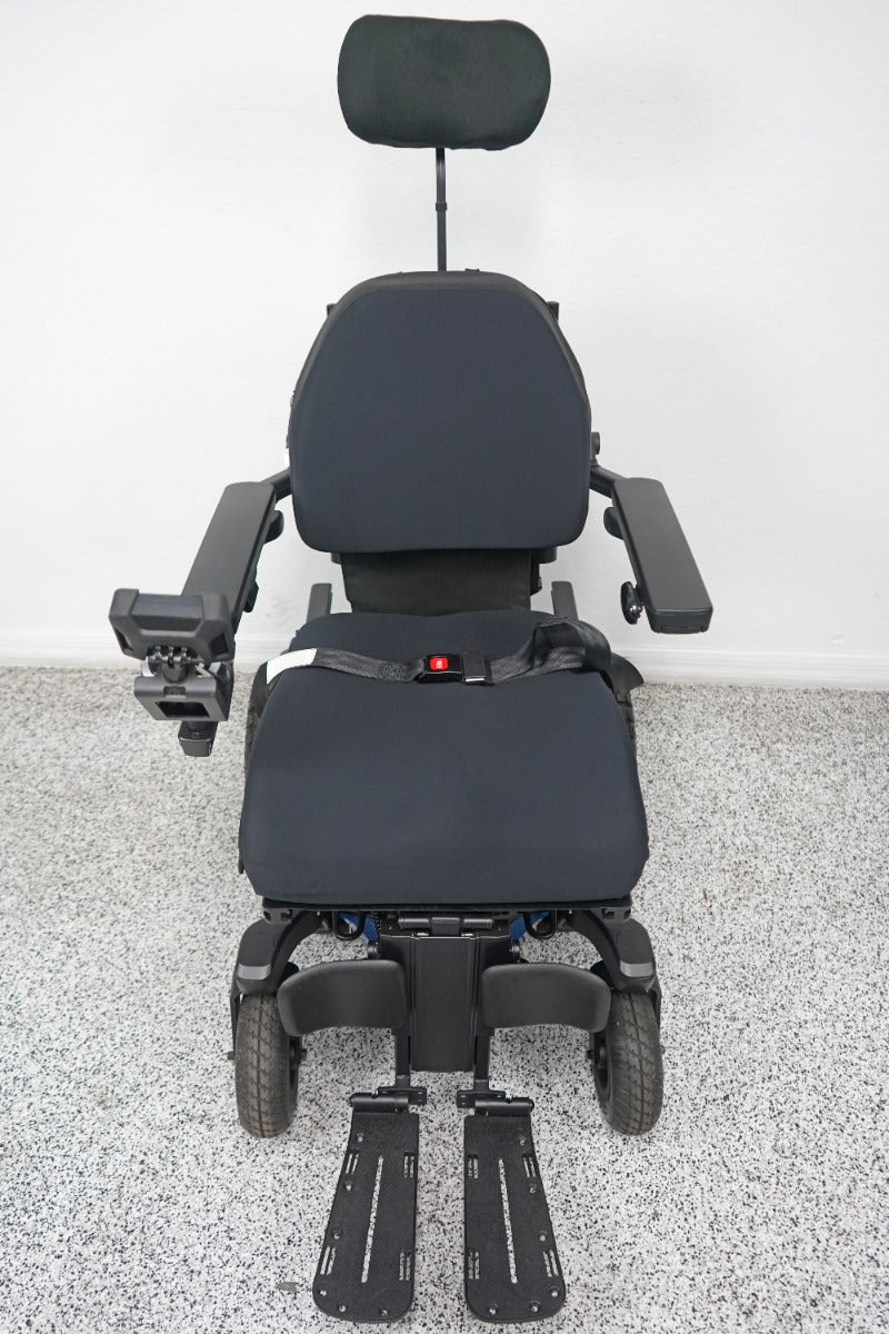 Quantum R-Trak Power Wheelchair Seat Lift, Tilt, Recline & Legs - 9018