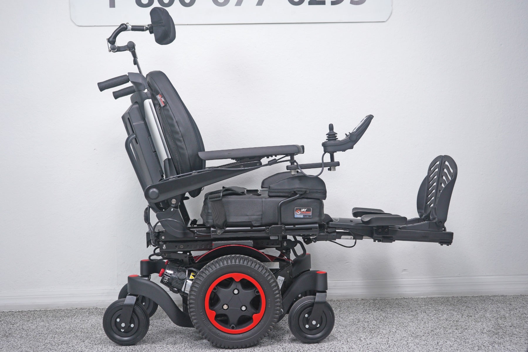 Quickie Q300 M Mini Power Wheelchair Seat Lift, Tilt, Recline & Legs - 9008