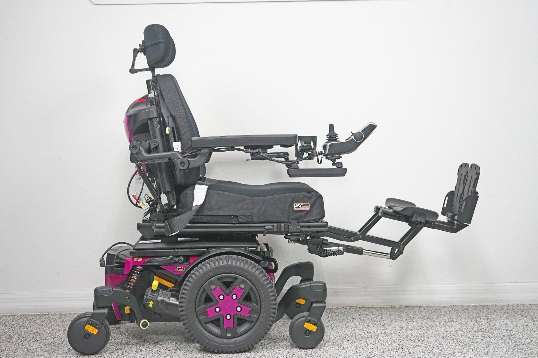 Quantum Edge 3 Stretto Power Wheelchair Tilt, Recline & Legs - 7363
