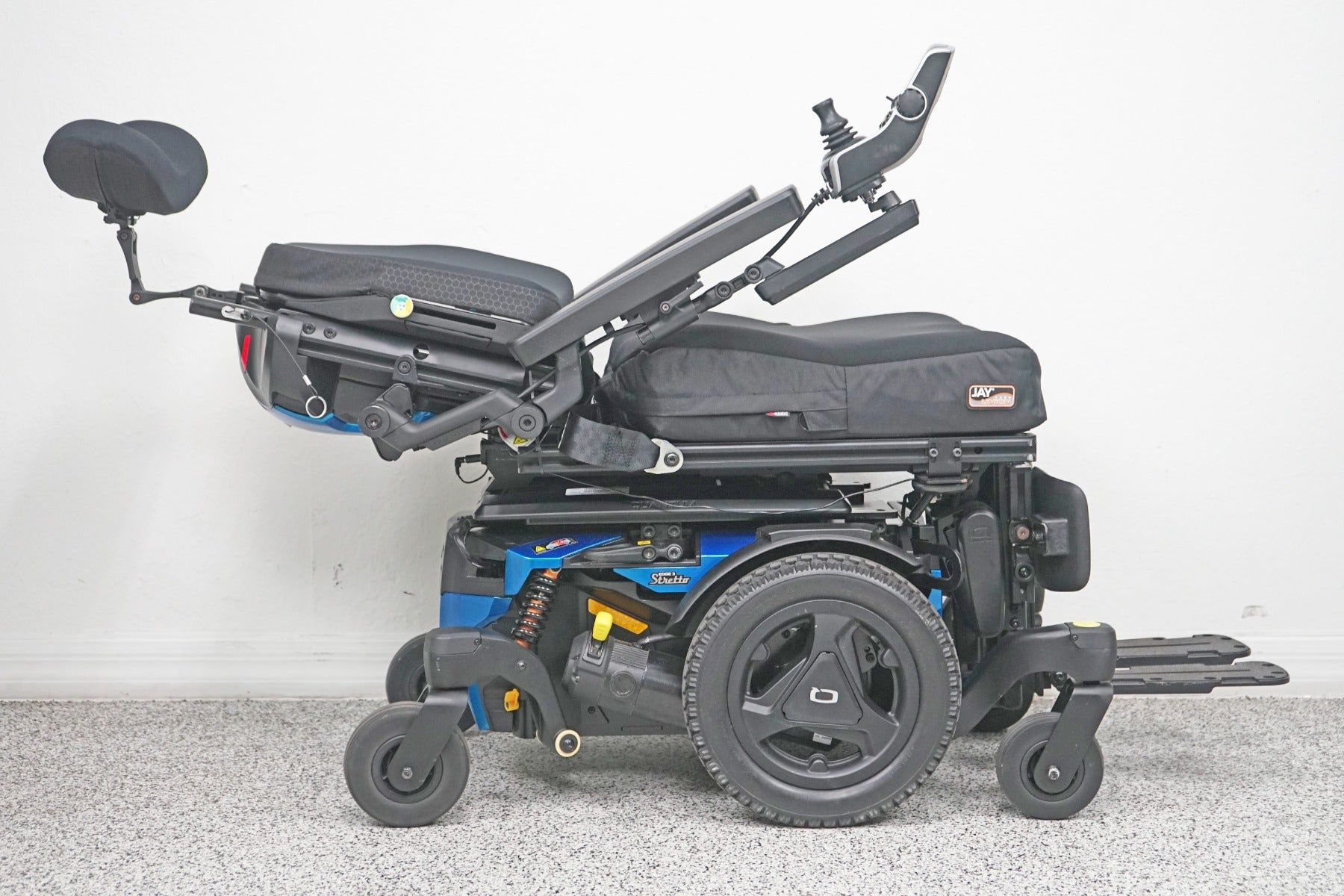 Quantum Edge 3 Stretto Power Wheelchair Tilt, Recline & Legs - 7501