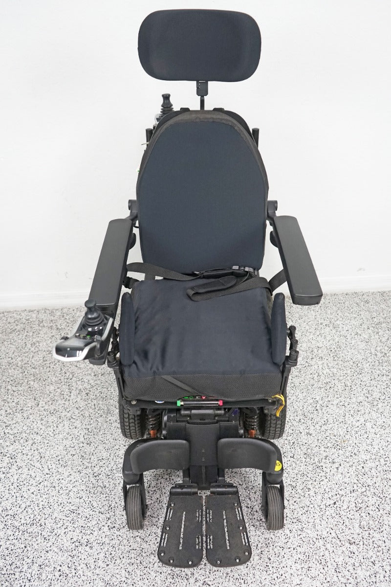 Quantum Edge 3 Stretto Power Wheelchair Tilt, Recline & Legs - 7485