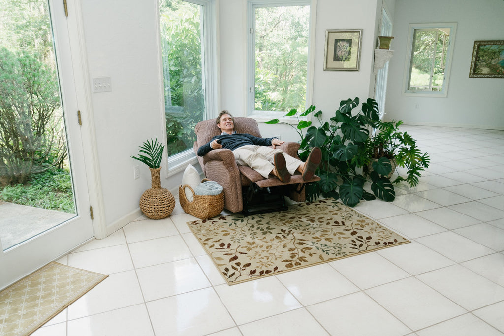 Pride Mobility Escape PLR-990i VivaLift Power Recliner - New